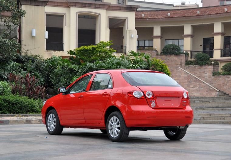 Авто BYD G3 хэтчбек 5 дв. 1.8 CVT (121 л.с.) техническая информация