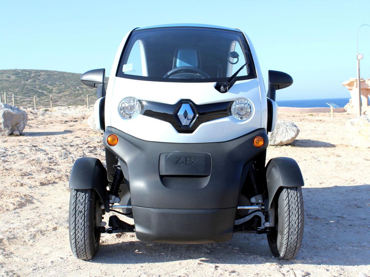 Авто Renault Twizy купе Electro AT (4 кВт) полезная информация