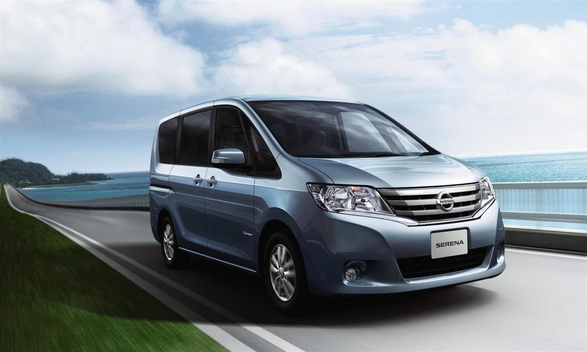 Авто Nissan Serena IV (C26) минивэн 2.0 CVT (147 л.с.) 4WD техническая  информация