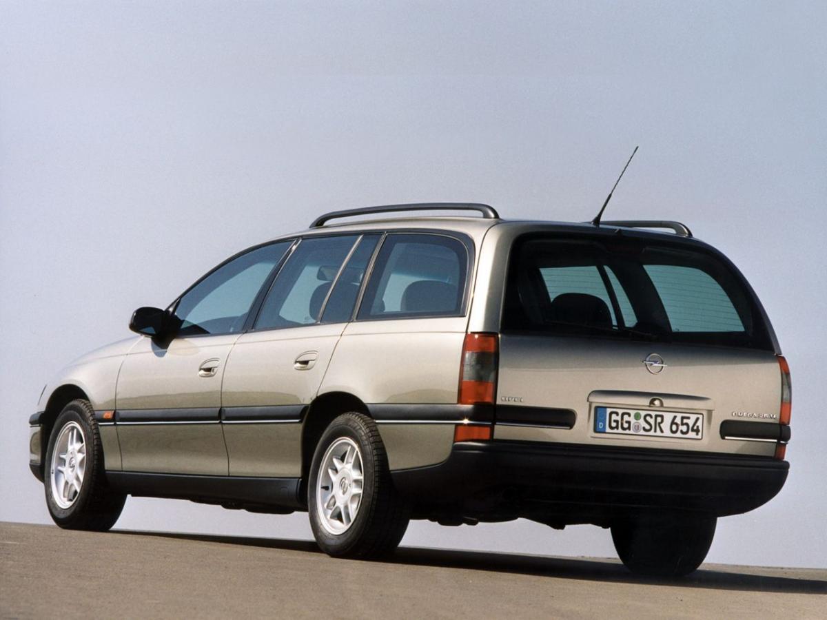 Автомобили Opel Omega B универсал 5 дв. 2.0 AT (116 л.с.) подробная  информация