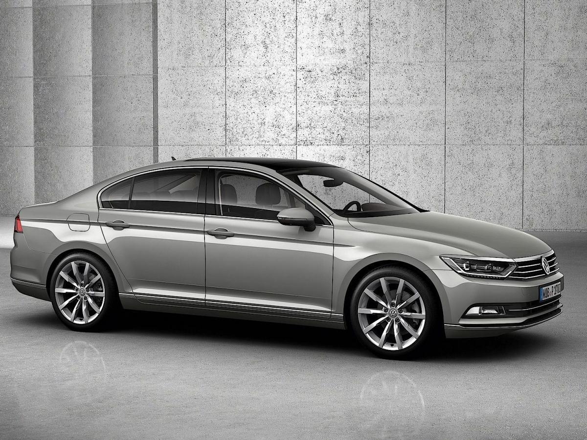 Авто Volkswagen Passat B8 седан 2.0d AT (240 л.с.) 4WD интересная информация