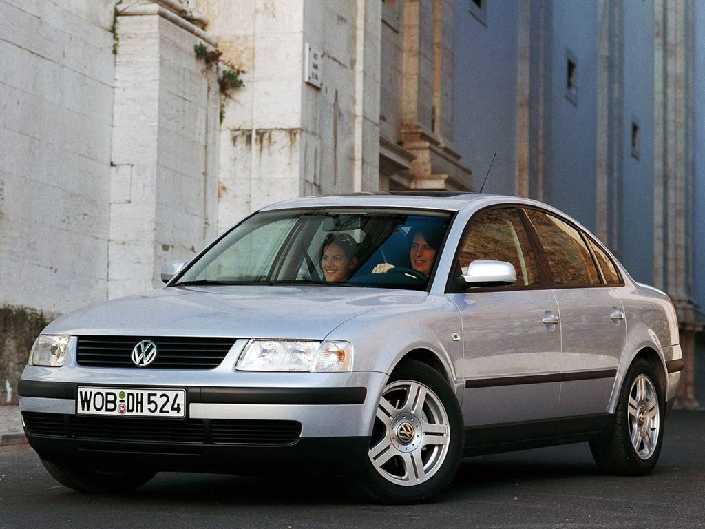 Авто Volkswagen Passat B5 седан 2.0 AT (120 л.с.) подробная информация