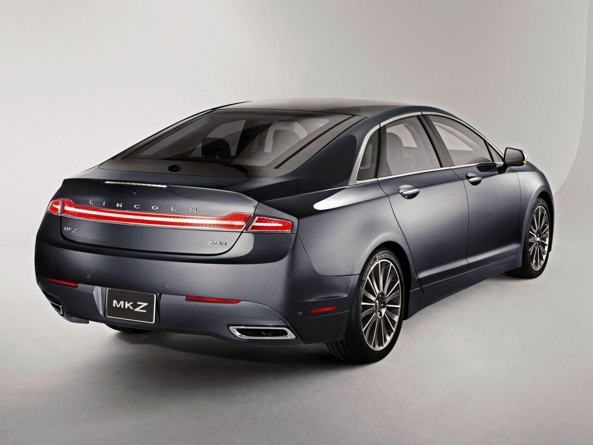 Lincoln MKZ II седан 2.0hyb CVT (185 л.с.) в Москве.