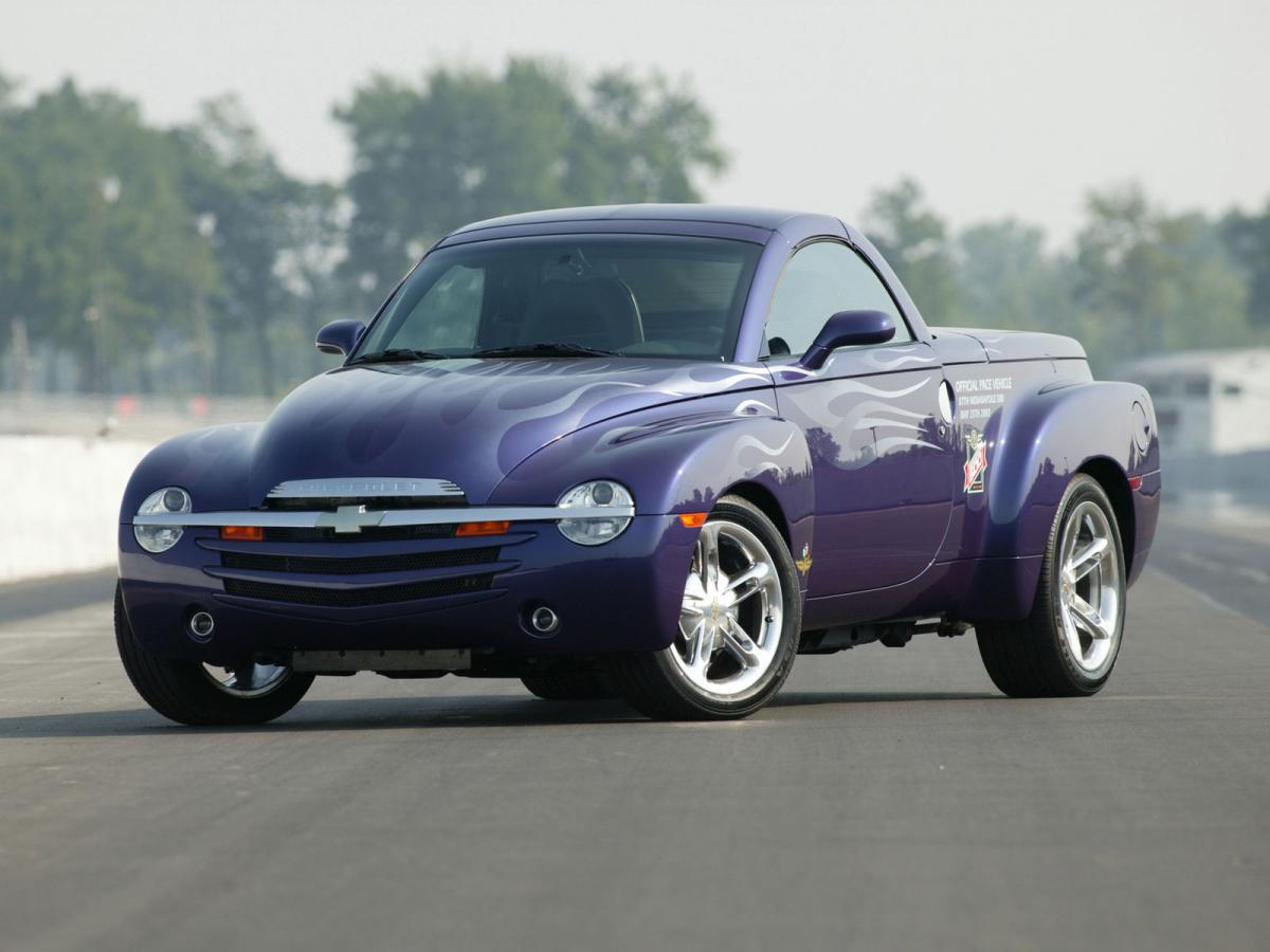 Авто Chevrolet SSR пикап одинарная кабина 5.3 AT (300 л.с.) интересная  информация