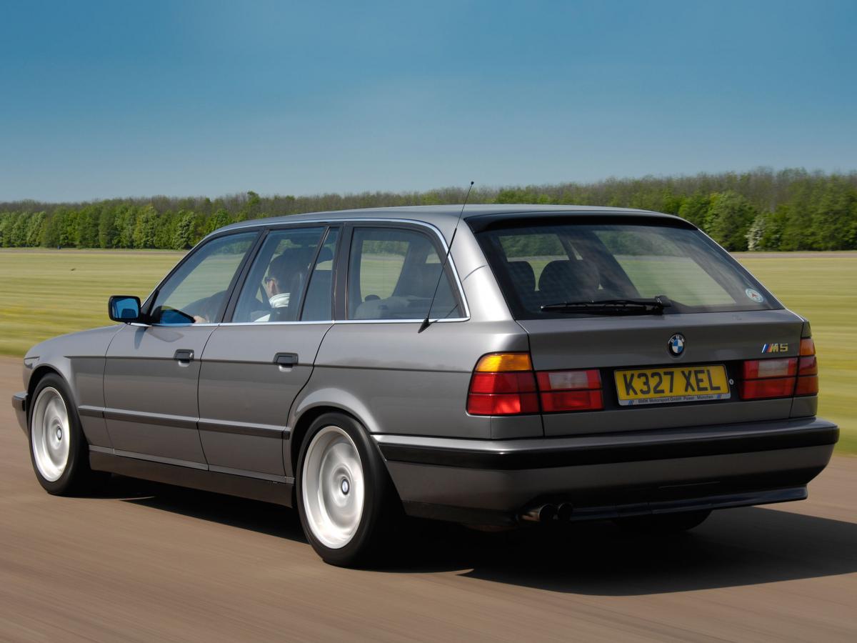 Авто BMW M5 II (E34) универсал 5 дв. 3.8 MT (340 л.с.) полезная информация